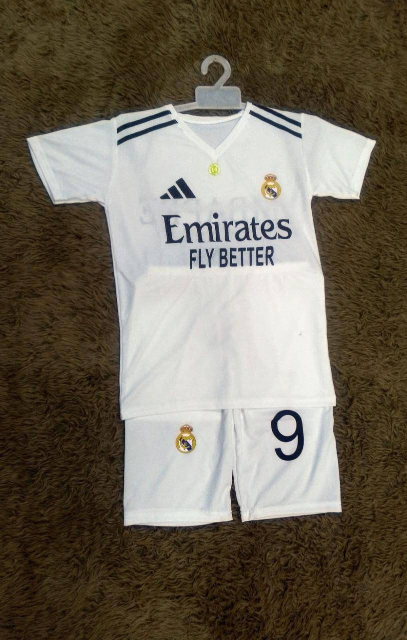 ياجبار 
دريس رياضي قياسات فحل حسب الطلب 
قياسm.l.xl 
سعر الدرزن 👈 24 👉 ألف 🇮🇶 
يوجد توصيل لجميع المحافظات 🇮🇶 
وات ساب
***********
https://t.me/firasjllw
https://www.facebook.com/share/g/1CGsoknqKe/
