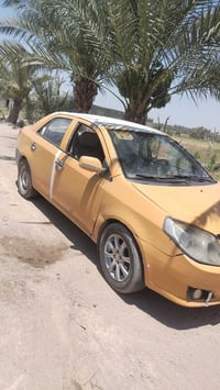 نوافذ كهربا • سنتر لوك شغّال • شرط تحويل واسط