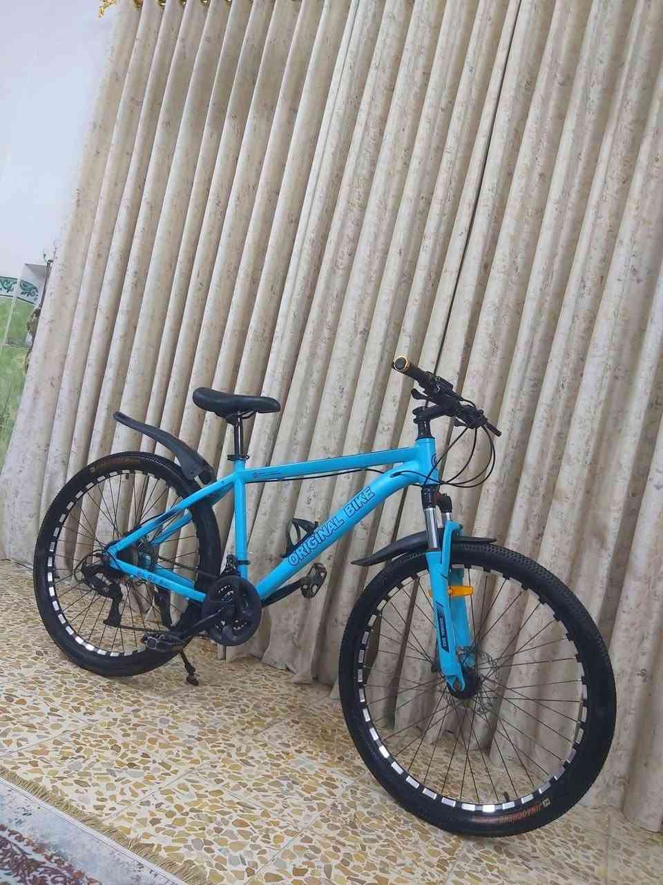 دراجة نوع جبلي ماركة ORIGINAL BIKE أوربي لشة مضلعة واير دفن نظافة 99/%

معدن فول المنيوم 
                      سستم L-TWOO كامل 
                                                   كيورة سحب دفع شاشة 

دشالي 3امامي 8خلفي 
                               بريكات X , SPARK هايدروليك 

دبل امامي تحكم قفل وفتح 
                                   الدراجة جاهزة من كل النواحي 👍

السعر 120الف وبي مجال 

((العنوان/بغداد/البلديات)) رقم الهاتف ***********
