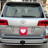 لاندكروز 2019 فطيم رقم بغداد ماشية 93 الف السعر 46000 الاستفسار 077016...