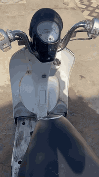 متاح درجه للبيع عبد حليم كلشي بيها شغال بس محتاجه  تجفيت السعر ب75بيها مجال قليل البصره القرنه
