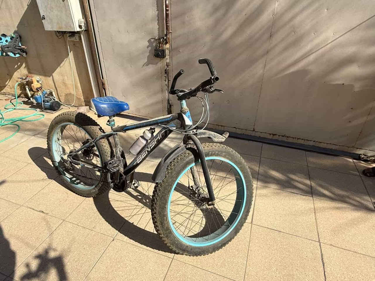 السلام عليكم بايسكل دبابه للبيع السعر 150,000 العنوان كركوك حي الواسطي للاستفسار ***********
