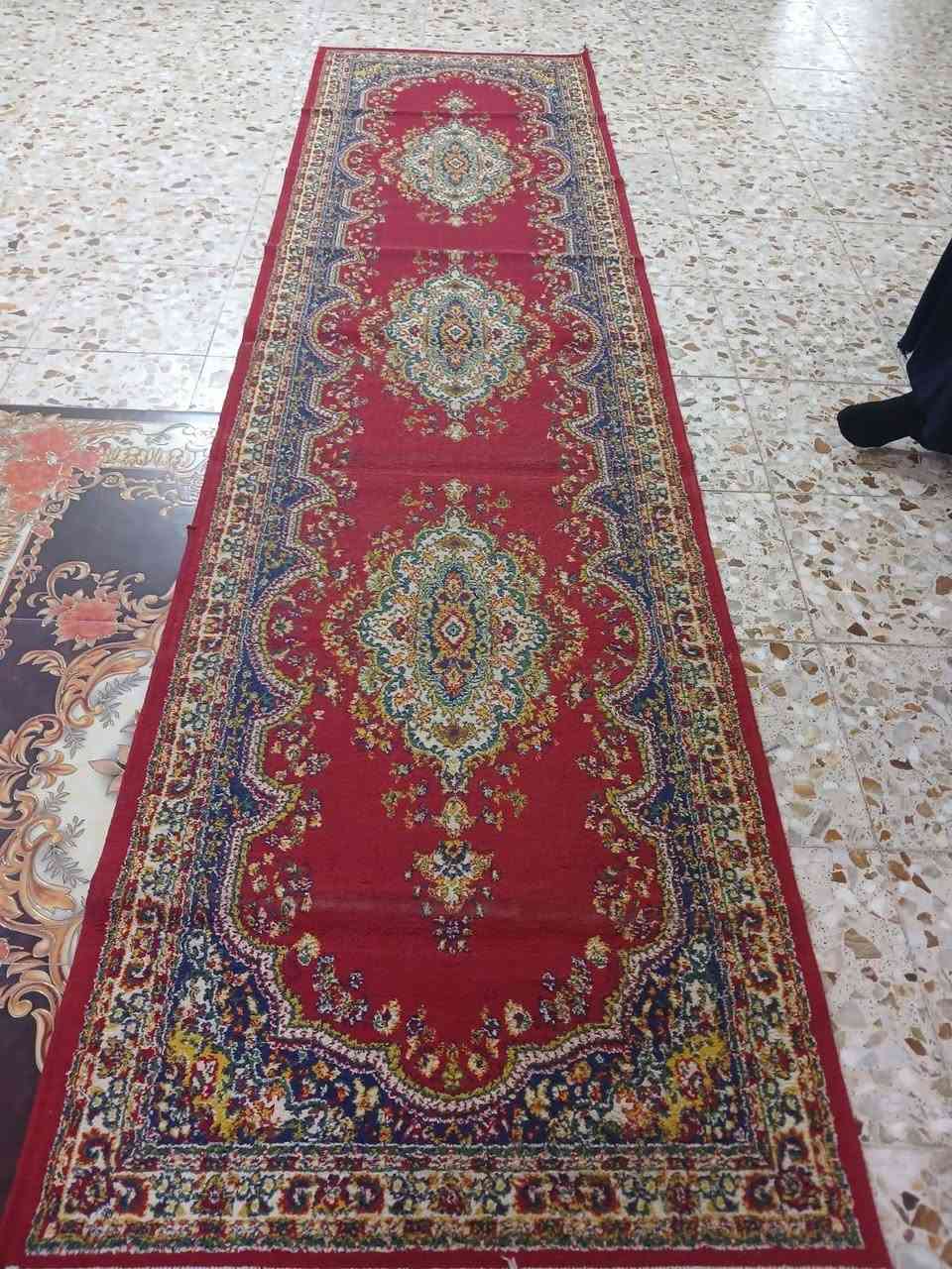زلات عدد ٤ طول الوحده ٤أمتار نظيفات بعدهن جدد أستعمال قليل سعرهن كلهن ب75 الف للاستفسار الاتصال ***********
