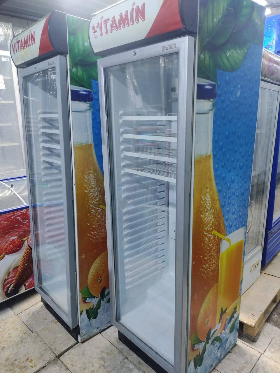 اسلام عليكم عارضات عامودي و بطحي ايكور تركي اصلي شرط النظافه وتبريد العنوان بغداد حي البتول الشراي ينتصل و بل خدمه ***********
