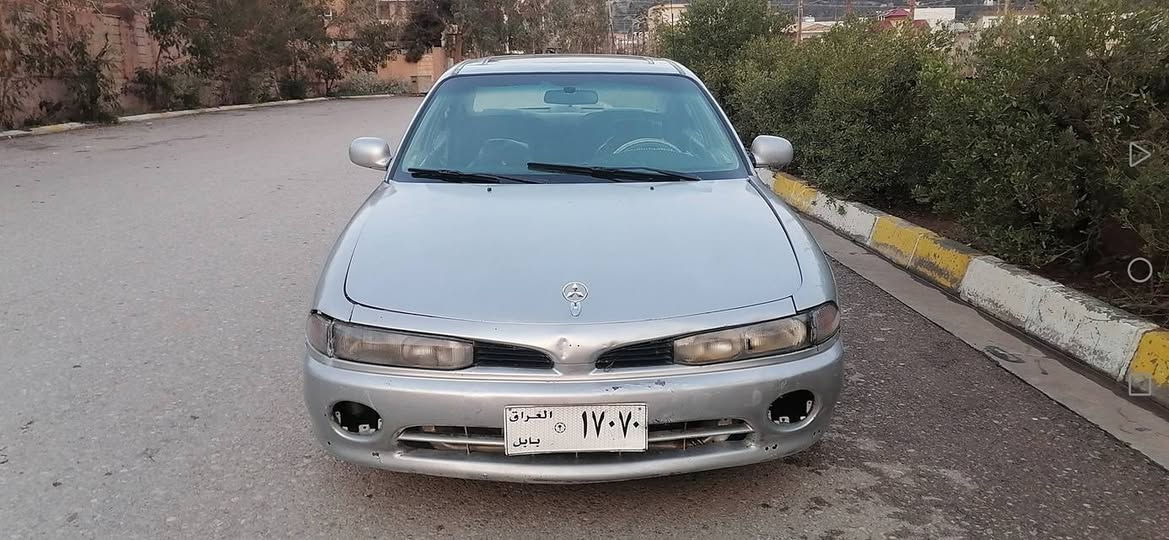 گلاند ميستةربؤشى مؤديل 1996 مالى فةقيرية 
شارى كؤية🌹***********🌹***********🌹
ئارم پلاستيك هةولير گير و مةكينة بةشةرت
جام كارةبايى ئاوينة كارةبايى سوكان پاوةر 
ويل كةپ ٤ تايةى لؤكى لةژيرة
سةقف سلايد ناو فؤرميكا
پاترى نويية مةكينة بةخاخة 
تةزجيل سيدى و فلاش ميموري
گةرميةكى زؤر زؤر خؤشى هةية
بةرگة كوشنى نويية تازةم بؤى بةستاوة 
زؤر زؤر جوان و توندوتؤلة زؤريش بةهةلمةتة 
بؤياغ عامم كردوة تةنها بؤجوانى بةبئ دةعم و ليدان
نرخى / ٢٥گةلا 
ژ.م / *********** 🌹*********** كويسينجاك, أربيل
