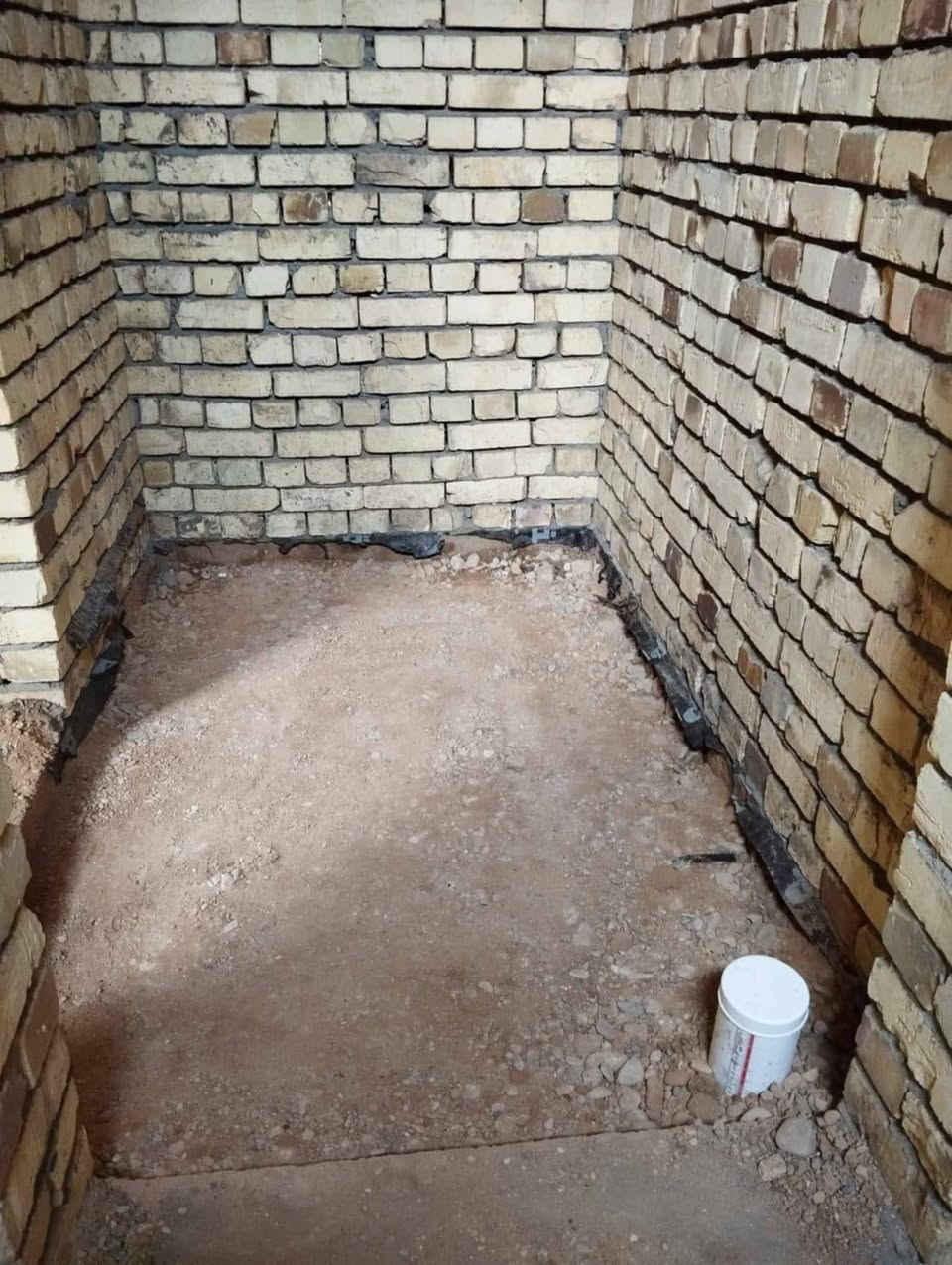 سلام عليكم 
 نشتغل.. حدل بيوت تجهيز ارضيات بيوت تطليع تراب وتدخيل سبيس 
تربيع صب ارضيات كادر كامل بأدارة ابو سجاد امجد  للاستفسار: ***********

#بسعر مناسب
