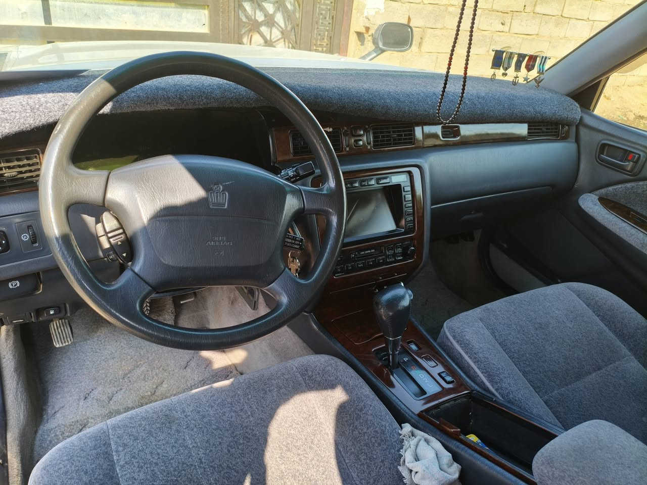 سياره راس ثور تكم سياره جديده فول واحد على واحد 
تحكم ستيرن تثبيت سرعه تبريد خلفي خمس دكم 
سياره مكفوله من قطره صبغ  شاصي 55 محرك 30000
سعر 128بيه مجال رقم  كركوك مدفوع كمرك تحويره نجف سياره جاهزه من كلشي ***********نجف
