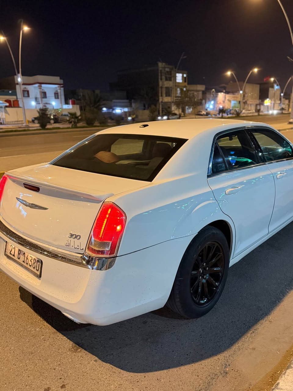 سلام عليكم اوباما مديل 2012سياره جديده كارتون كير مكينه حداديه تبريد جاهزه سياره من كلشي ربع ما تصرف عليه رقم الجديد ستوه مجدده سياره كفاله عامه وارد امريكي بيه فقط لبيبان مال جهه سايق مصبوغه والباب خلف الصدر هم بيه صبغ قليل كلش ولباقي كفاله مكان سياره بصره  القبله حي المهندسين  السعر 155 وبيه مجال قليل رقمي *********** البصرة, العراق
