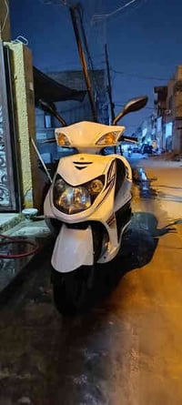 سكنس فحل كابريتر للبيع 700قفل عليه ادامه كامله دراجه جديده 07732864707...