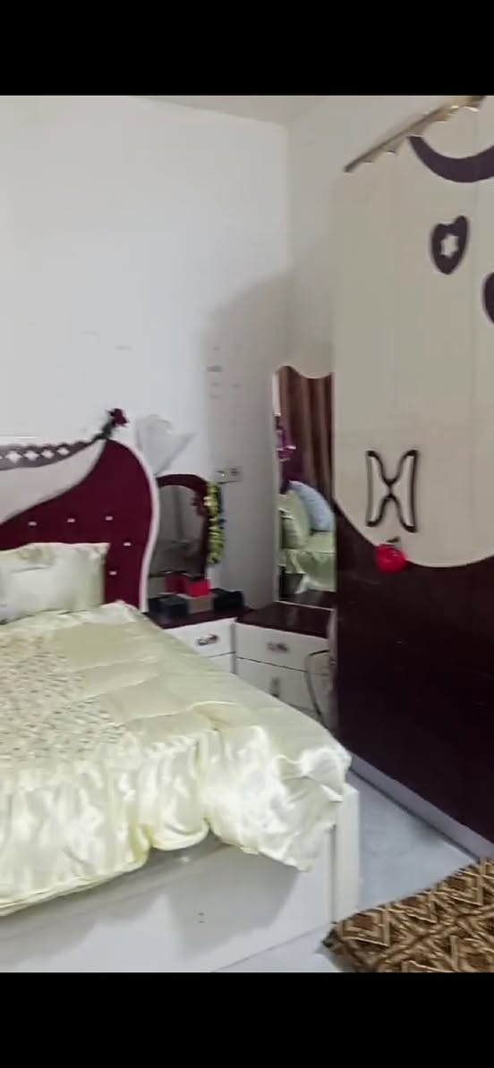 للبيع 
غرفة نوم كامله السعر 550 وبيها مجال 
الشراي يتفضل خاص 
مكانه فلوجه


**إذا كنت صاحب هذا الإعلان وتريد حذفه لأي سبب، رجاءا أرسل رسالة إلى الدعم الفني**