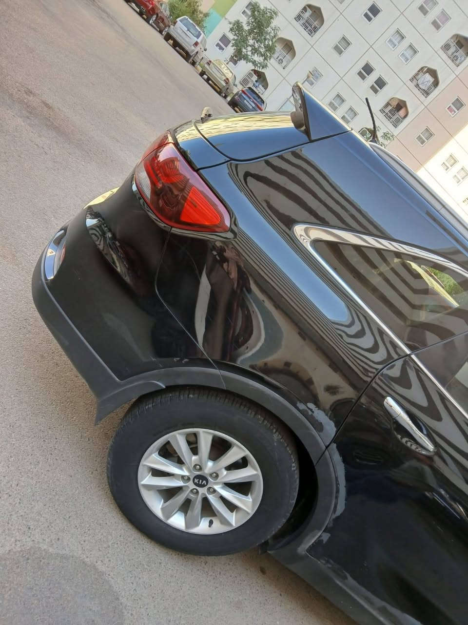 سورنتو وارد امريكي موديل 2019 
اسود اللون 
7 راكب 
تبريد قطعتين 
حدادية صدر تايرات جديدة 
تبريد ثلج ماشاء الله 
الاتصال على الهاتف المرقم ***********
العتوان بغداد الزعفرانية 
السعر 165 $ 
ليها مجال للشراي
