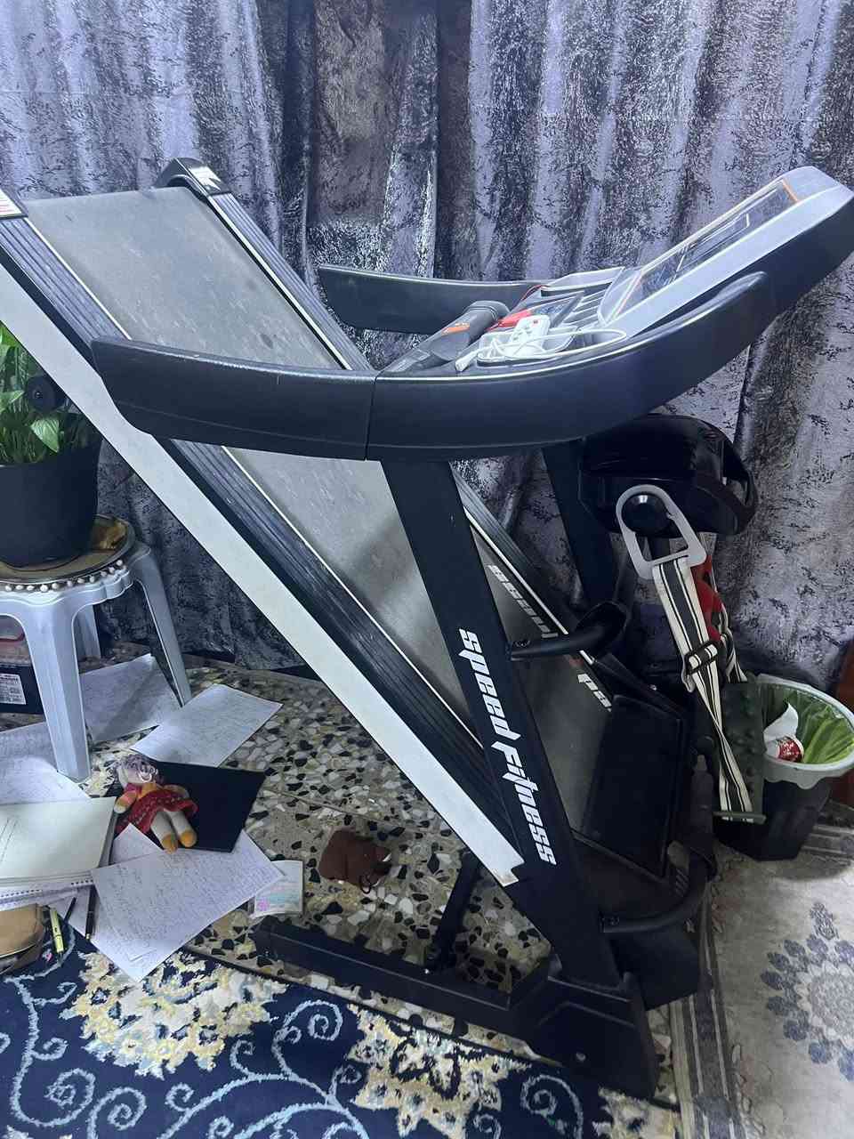 جهاز ركض جلبي يتحمل ازوزن ثقيله
جهاز مالت معده دمبلس جهاز يرفع وينزل وسماعات وبيه مالت دقات قلب جهاز ب 350 وبيه مجال
مرسله واتسااب ***********
