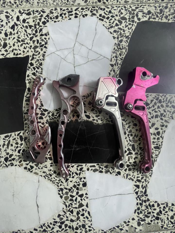 السلام عليكم
غراض سكنس جبلي 
المكان بغداد 
***********
