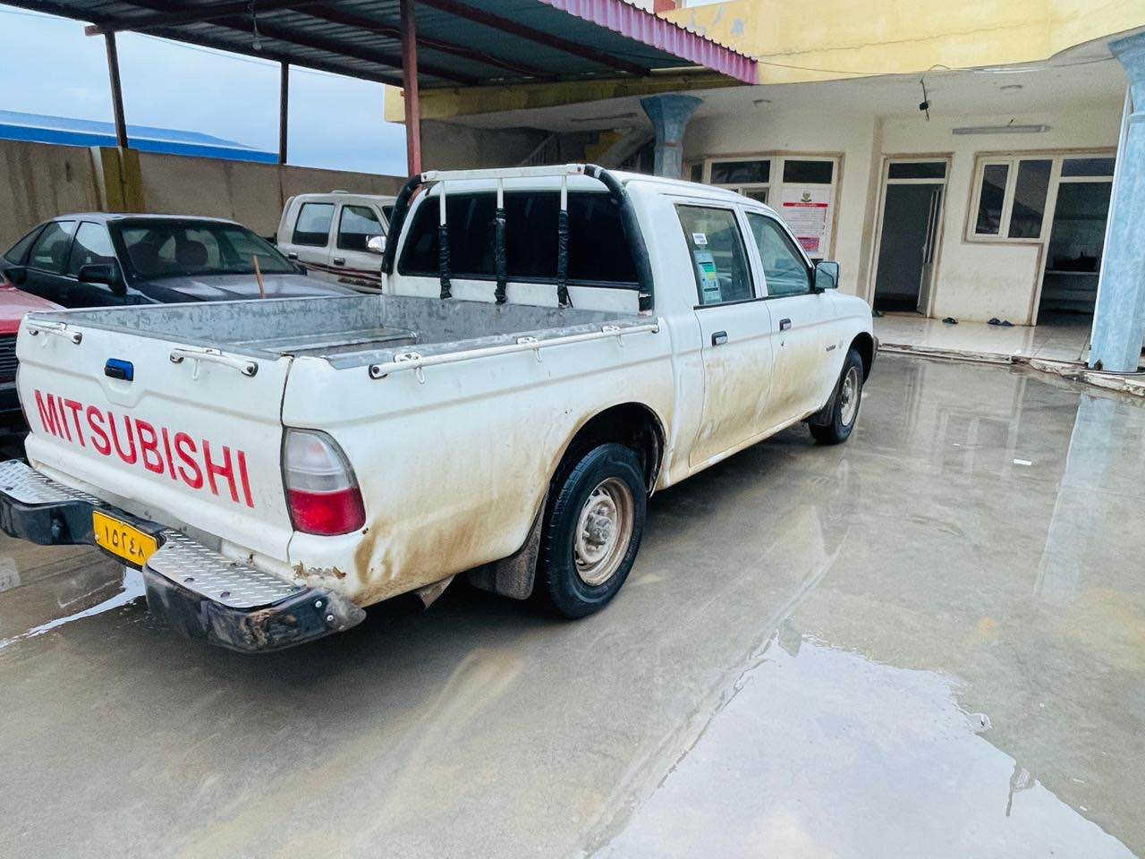 مستربوشی 2001 سعر 72 و مجال
تحوی وکالە خرامە شرت
بی دەعم و لیدان خاوین
گیر مکینە اکسل هەمی شرت
تەخم بنی تایە تەق رەق شرت
شوین روڤیا/*********** اكر, نينوى
