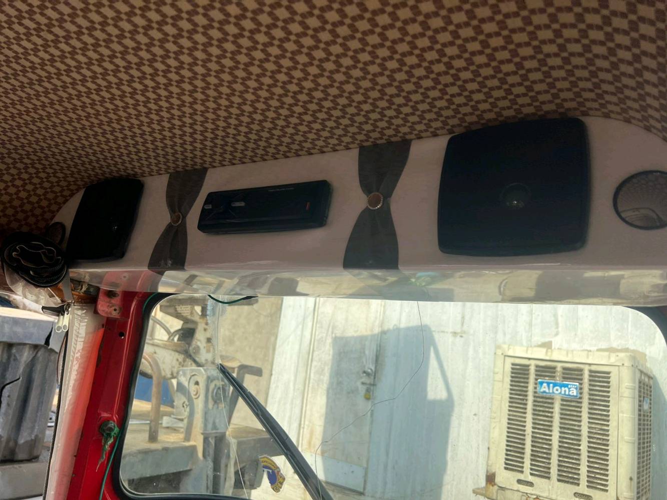 تكتك 18 شهر 5 اوراق اصوليه كامله 7 ورق تكتك تجي تشوفها بعينك وتقتنع بيهه اله ابيع محرك مجفت كامل  غراض اصلي قمجيات كلهن جدد مبدلات بريك منظومه كامله مع عنبارات وبنزات كامله وعنبار رئيسي جديد وفلاوين و سلف ودوشمه وكاعيات جدد ناقصهه فقط دبلات و طبنزات  ابيع كوم حديد  عنواني مشتل شارع المطبك سعر
 وبيهه مجال 3900
رقمي ***********