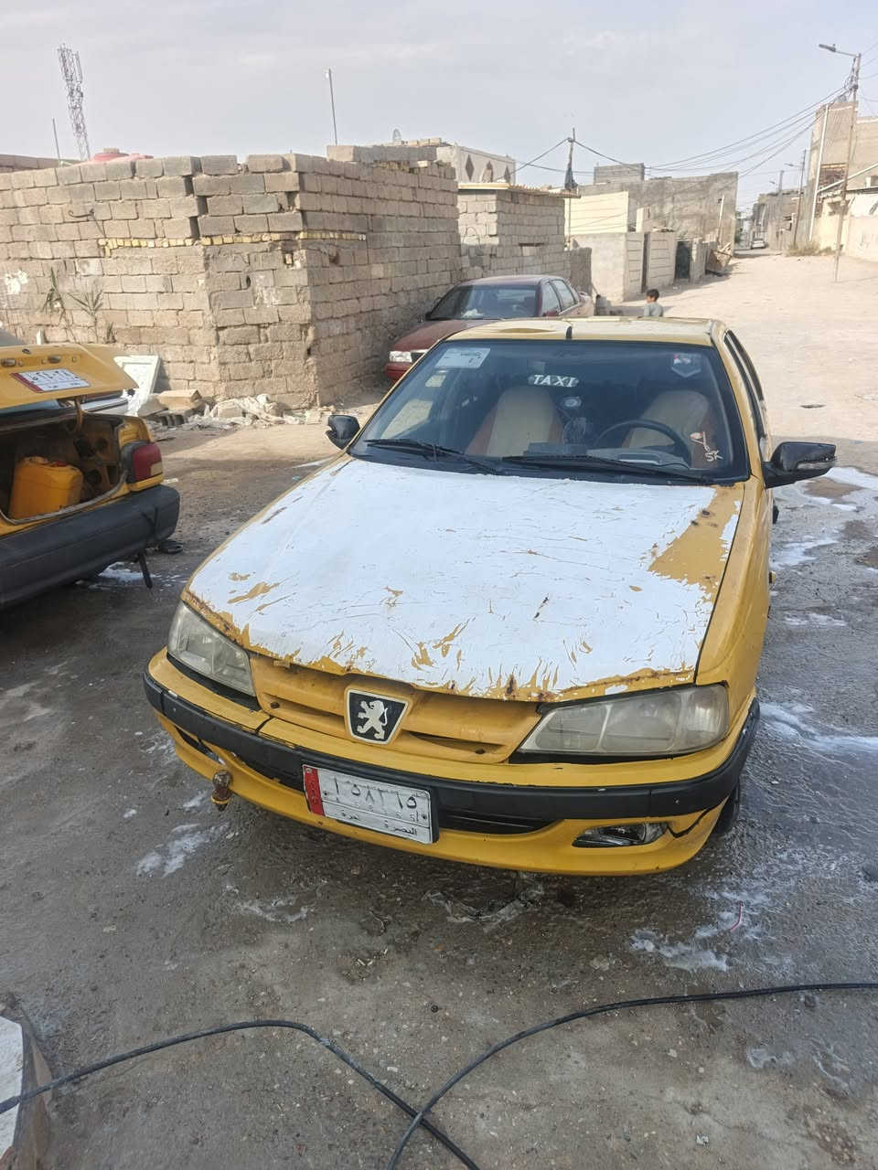 بيجو بارص موديل 2015 سياره حلوه وبيهه نواقص قليه تواصل خاص *********** رقم بصره ابو  سعرها 22 وبيهه مجال لشراي
