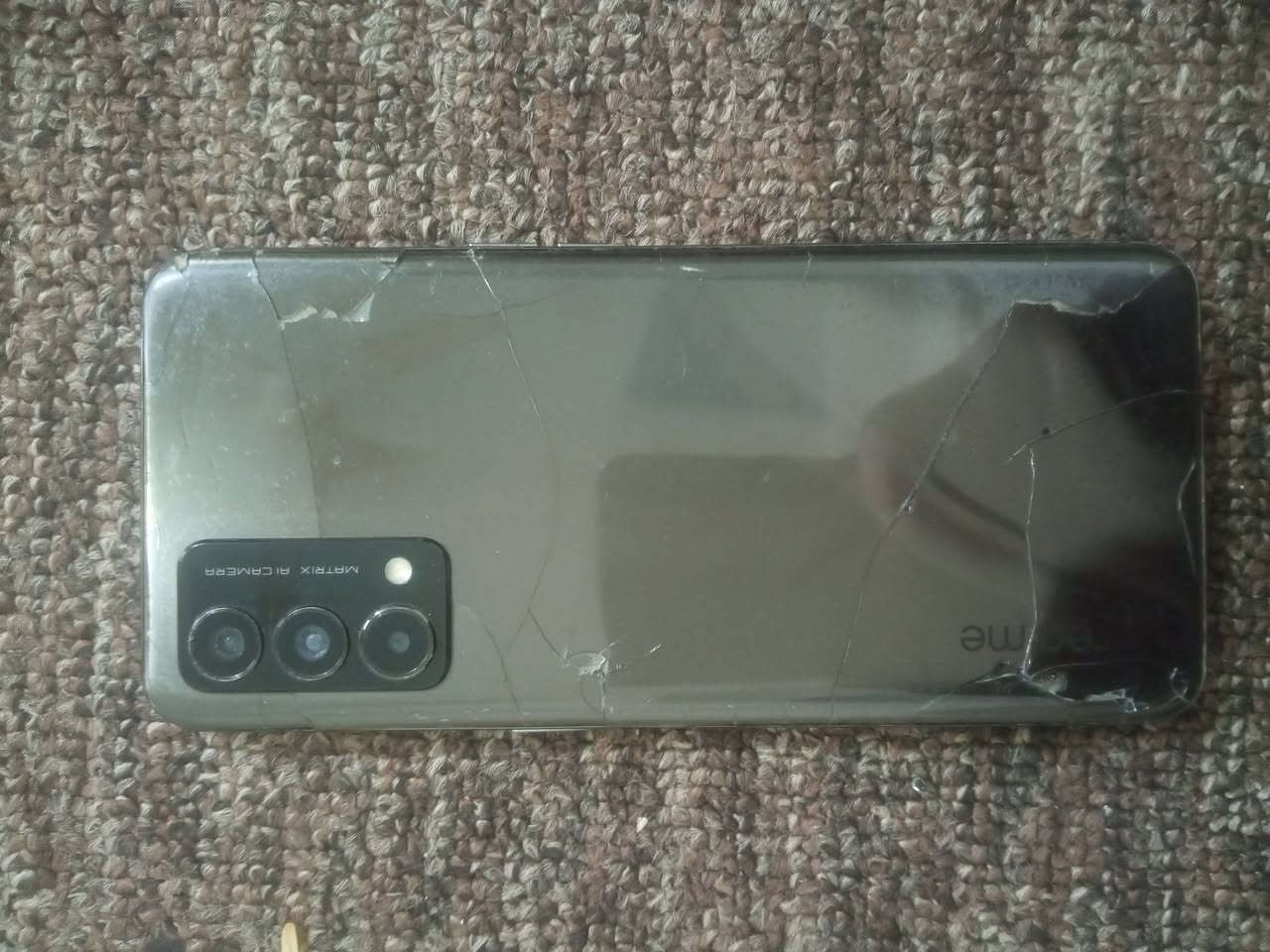 السلام عليكم
ريلمي كيو3 برو جهاز شاشة مفطرة بس كلة شغال ما بي اي خلل شرط الفحص ببجي 60 فريم ثابت
سعرة 50 قفل


**إذا كنت صاحب هذا الإعلان وتريد حذفه لأي سبب، رجاءا أرسل رسالة إلى الدعم الفني**