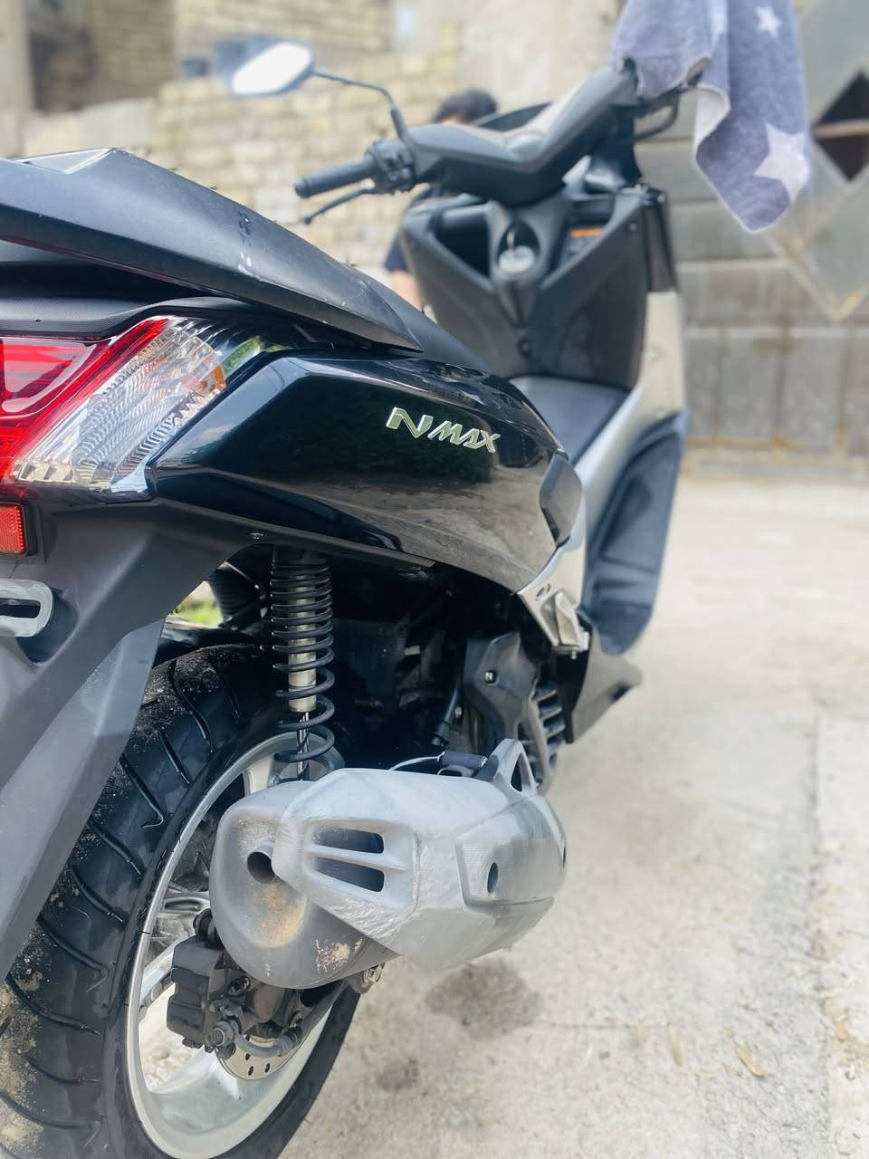 سلام عليكم NMAX لبيع مستعجل ماشيه 12الف حقيقي شلعه ومعدل دراجه خير من الله مكفوله كفاله عامه كهربائيات كله شغال 
مكاني بغداد دوره 
السعر ب15وبيها مجال لشراي 
استفسار :***********
