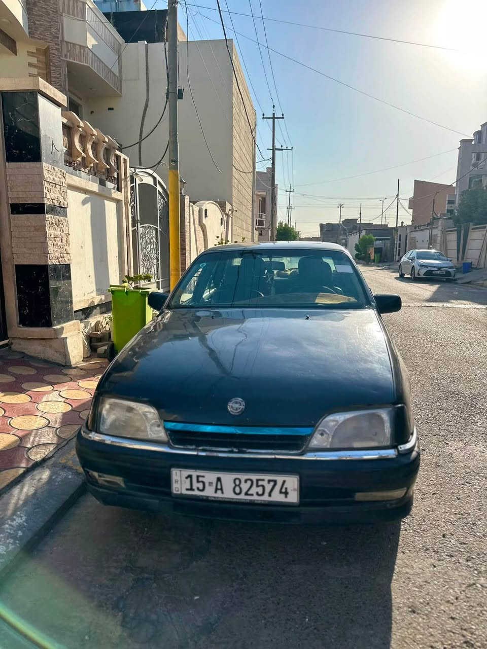 السلام عليكم 

اوبل اوميكا
موديل 1992 
رقم انبار دولي باسمي
هزه جديده
تاير جديد
صدر جديد
كيج حماوه وكيج بانزين شغال
كير عادي 
شاشا + سماعات
كشره نظيف 
محرك 2000 خير من الله
سياره حلوه وخير من الله
مكانه الفلوجه -الكرمه
السعر 33 وبيه مجال
*********** واتس الفلوجة, الأنبار
