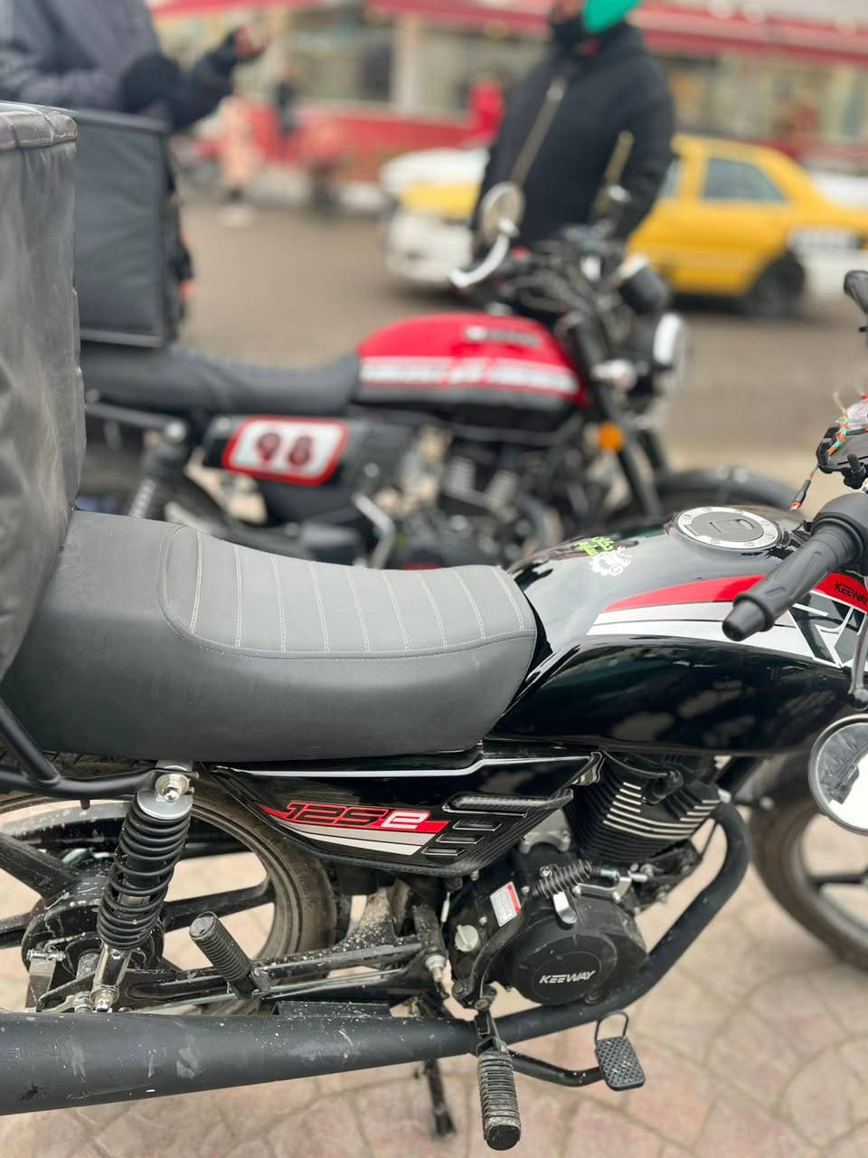 السلام عليكم
دراجة RK موديل 25 قبل 3 ايام طالعة من الوكيل
مرقم اربيل 
السعر ميلون 600 
***********
