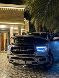 دوج رام  ♈️   فئة لون ستار موديل 2021  فول مواصفات عده لفتحه  مقاعد تد...