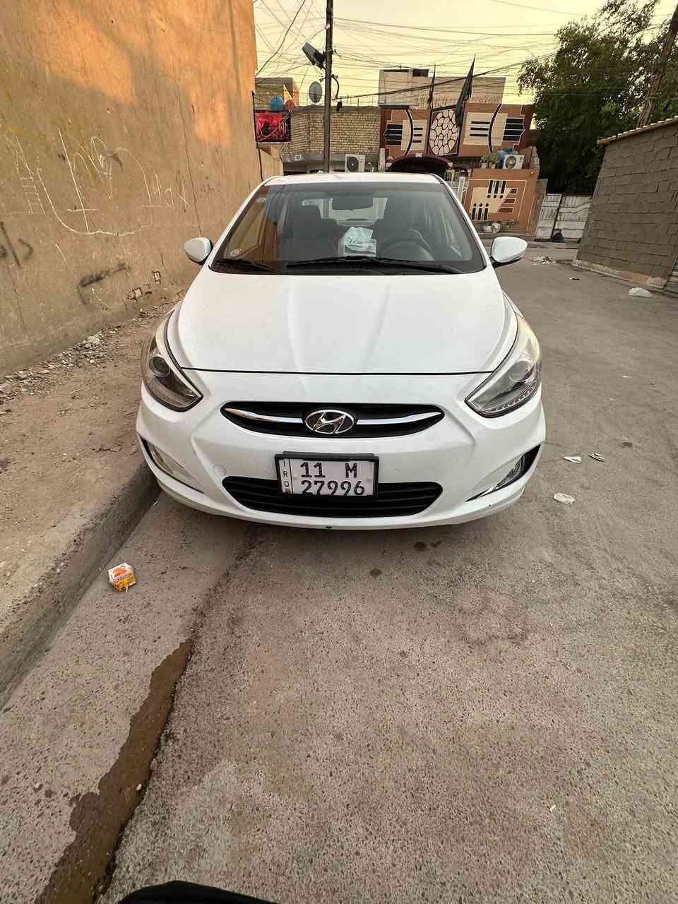 سلام عليكم
اكسنت للبيع 
موديل ٢٠١٦ خليجي 
فول مواصفات كير ومحرك وتبريد كفاله 
فتحه 
تحكم سترين جهتين 
تثبيت سرعه 
نضام ايكو 
شاشه 
ويل كب 
جام اتو 
السياره جاهزه للاخير 
تخم تاير صدر امامي خلفي كله بشرط جديد 
سياره ماشيه ٦٥ حقيقي قابل للزياده 
رقمه انكليزي جديد هزه جديده صفر غرامات 
بيه صبغ شبرين بل بنيد 
وبيه طخه بل باب وخفيف بل كنر واضحه بصوره  119

رقم
***********
