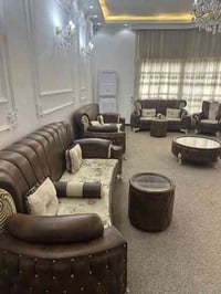 تخم جلد مستعمل ١٠ مقاعد ٧٠٠ الف ٠٧٧٤٠٣٣٣٣٤٠