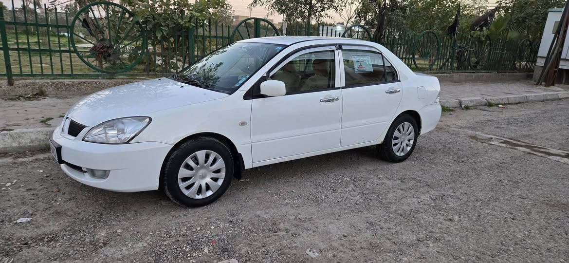 سلام عليكم لانسر الشركة العامة ٢٠١٠ رقم نكليزي كربلاء باسمي مشروع وطني سنويه مجددها لحد ٢٠٣٠ سيارة بلاديه بيها بس الهلالات وجاملغ الامامي تخم تاير تبريد شغال صدر امامي كير خير من الله مكينه بيها خيط تبخير االسعر ٨٧عنواني بغداد شهداء العبيدي رقمي  ***********
