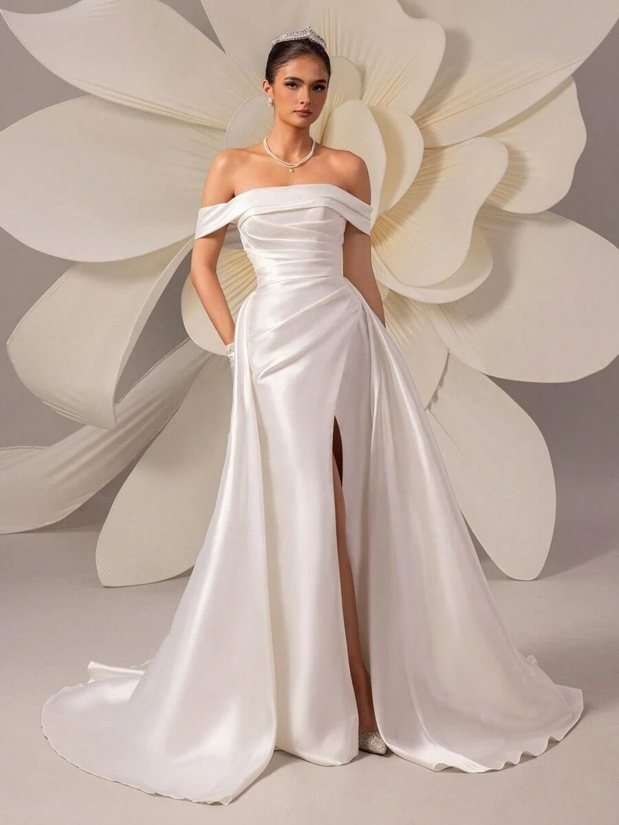 للبيع فستان زفاف مع الطرحة والكفوف
ب150 الف


**إذا كنت صاحب هذا الإعلان وتريد حذفه لأي سبب، رجاءا أرسل رسالة إلى الدعم الفني**