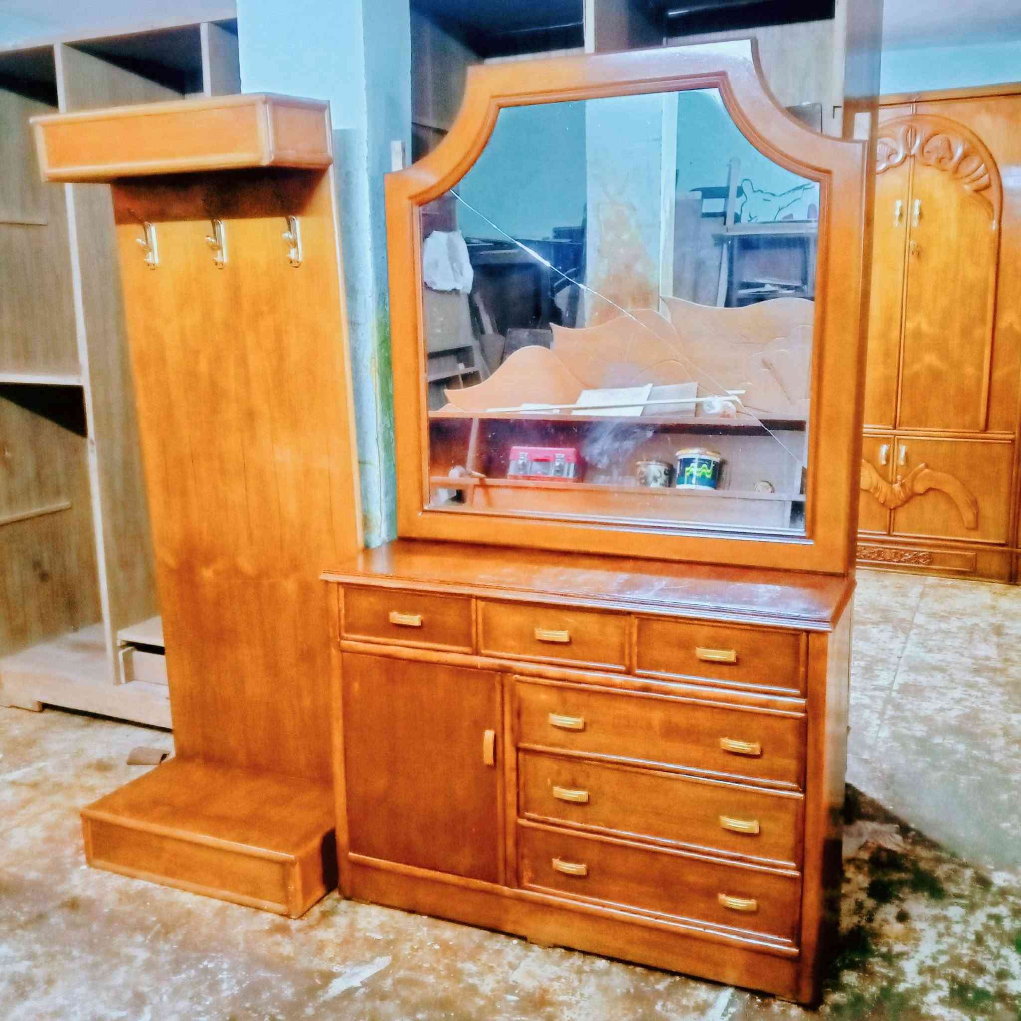ارخص الاسعار يم حجي سجاد غرفه ام 5 طابقين تزكام داخل وخارج صاج ضهر جرجوبه كنتور مقطع كل باب وحده 
كوت حي جهاد زويرجات مراسله او اتصال ***********
