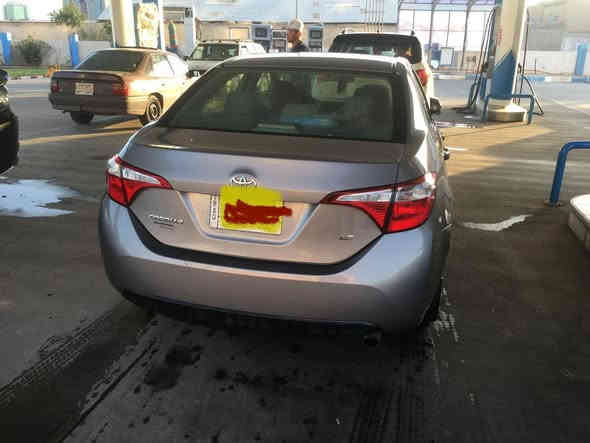 السلام عليكم 
كورلا 2014 وارد كندا LE
الحادث مثل ماموضح بالصور باب السايق والصدر
بحاله جيده 
السعر $ 12800  العنوان بغداد السيديه
للتواصل واتس ***********
