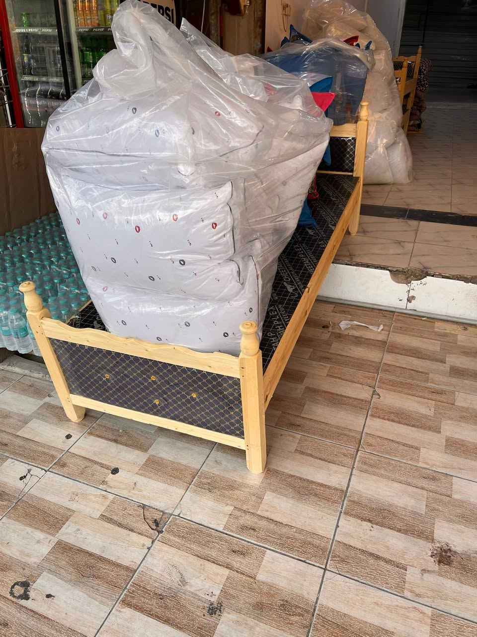 جودليه  تزكام مخده طبيه جربايه نفر +طفل توجد خدمه توصيل لكافه محافضات العراق 
العنوان ميسان قطاع 28مقابل منتجات الكفيل 
***********
