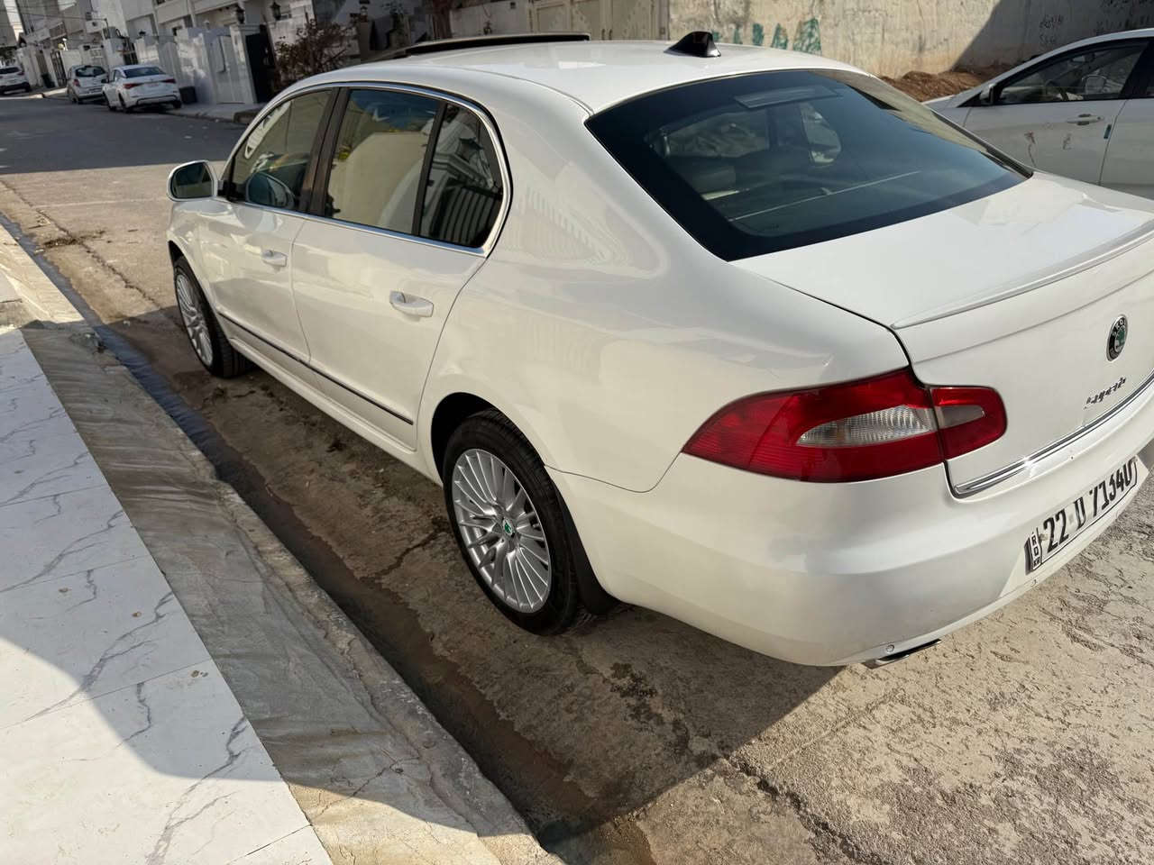 سکۆدەی سوپەربی مودیل 2013  پارچکوو نیوی هەیە سهر 89 وەرەقە رقم موبیل *********** أربيل, العراق
