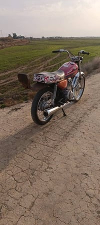 موتوسيكل • محرك نضيف • بدون أوراق