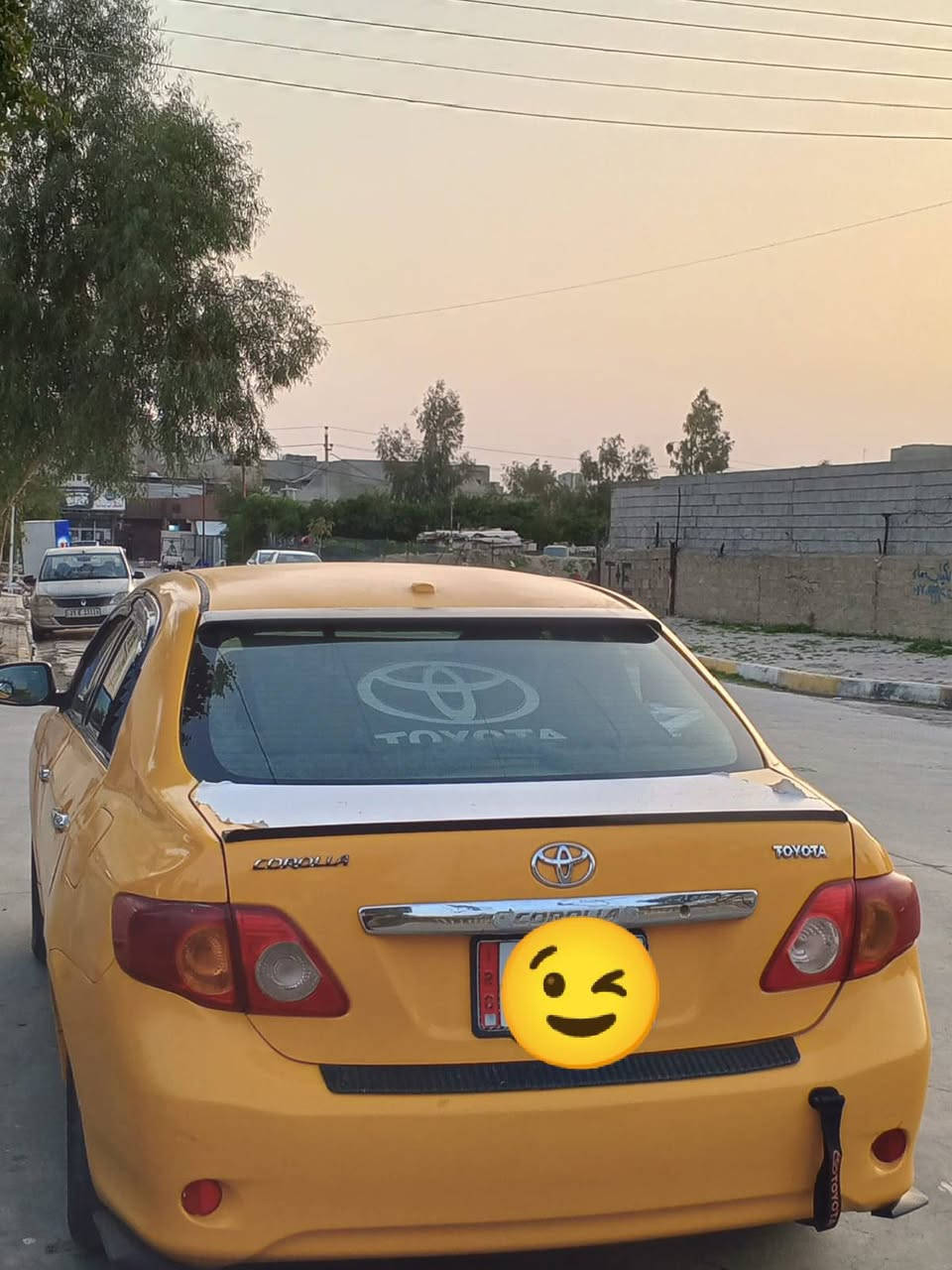 السلام عليكم عندي هاي الكورولا رقم كركوك 2010 باسمي اعلان مال انتخابات واقع عليها يعني بيها قماره بيها معجون شويه بسبب الاعلان مال انتخابات وبتكمه شويه بيها معجون مبدل بيها بونيد وصندوك الضربه مالها بالصندوك السعر 97 بيها مجال اي استفسار ثاني اتصال الى الرقم***********
