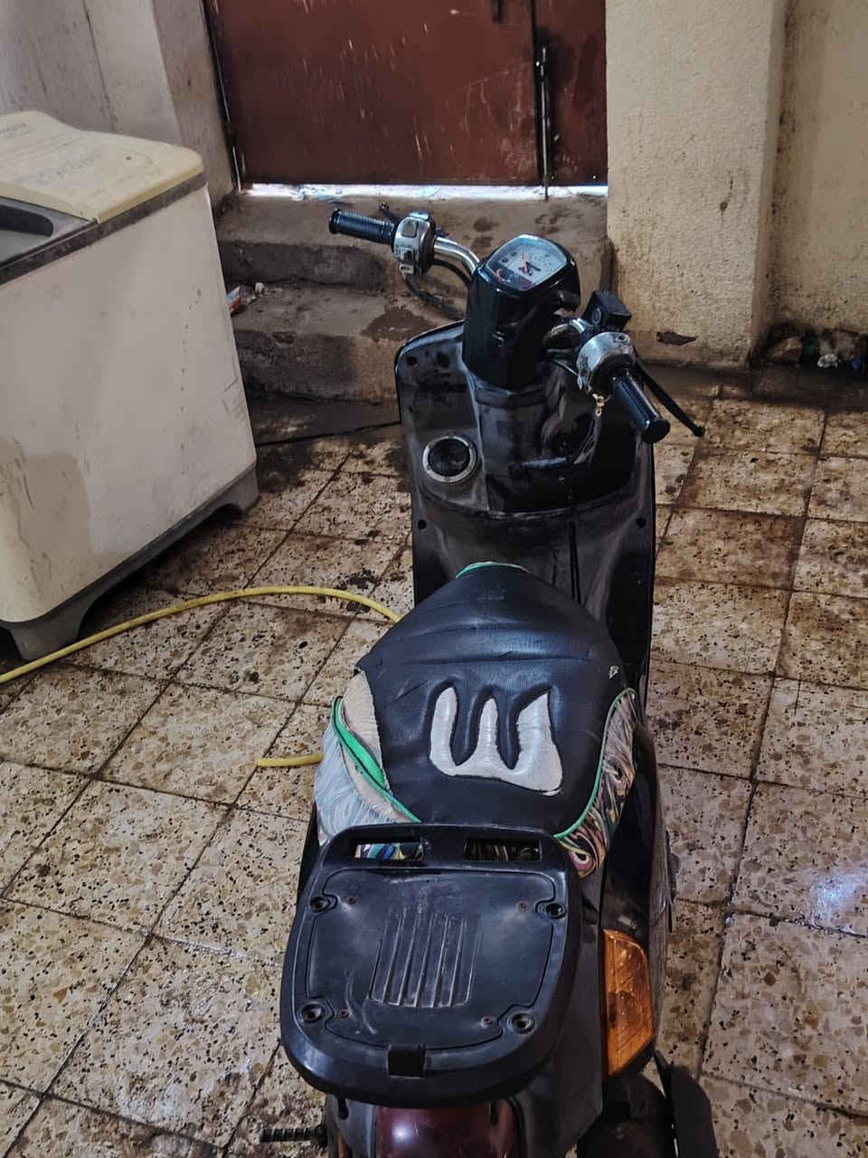 سلام عليكم ماكس بوليس للبيع كفاله من طول للطول مامفتوحه كهربائيات كلها شغاله السعر٧٥٠وبيها مجال للشراي مكاني بصره ابو الخصيب (***********)
