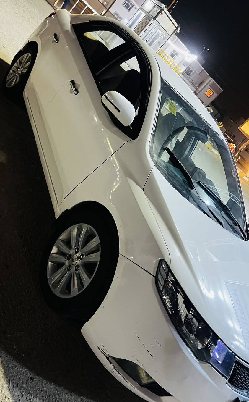 السلام عليكم سيراتو للبيع مديل 12 اربيل الماني تريد تحويل تريد وكاله السياره مكفوله كفاله عامه من الصبغ سياره كل نقص مابيها كامله مكمله مكاني نجف السعر 1003 وبيها مجال ***********
