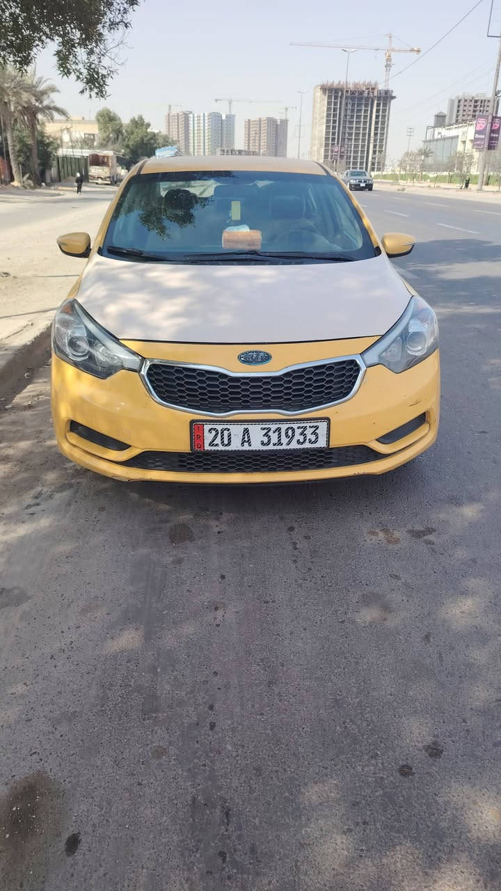 السلام عليكم
فورتي  2014 للبيع 
السياره  مواصفات نص فول داخل لونين
أشاير بالمري 
تحكم ستيرن جهتين 
كروز سرعه 
حافظة نظاره 
ويل كب 
ضرر السياره فقط باب السايق بدون دواخل 
السياره مكفوله 
محرك 1800 مكفول ما مفتوح 
كير مكفول ما مفتوح 
تخم تاير  جديد 
السياره ما عايزه برغي  و باسمي ثاني يوم تحويل 
سعرها 108 وبيها مجال بسيط
واتس اب ***********
