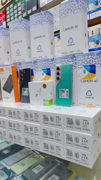 تكنو كامون 40 • سماعة ايفون اصلية • باوربانك ١٢٠٠٠