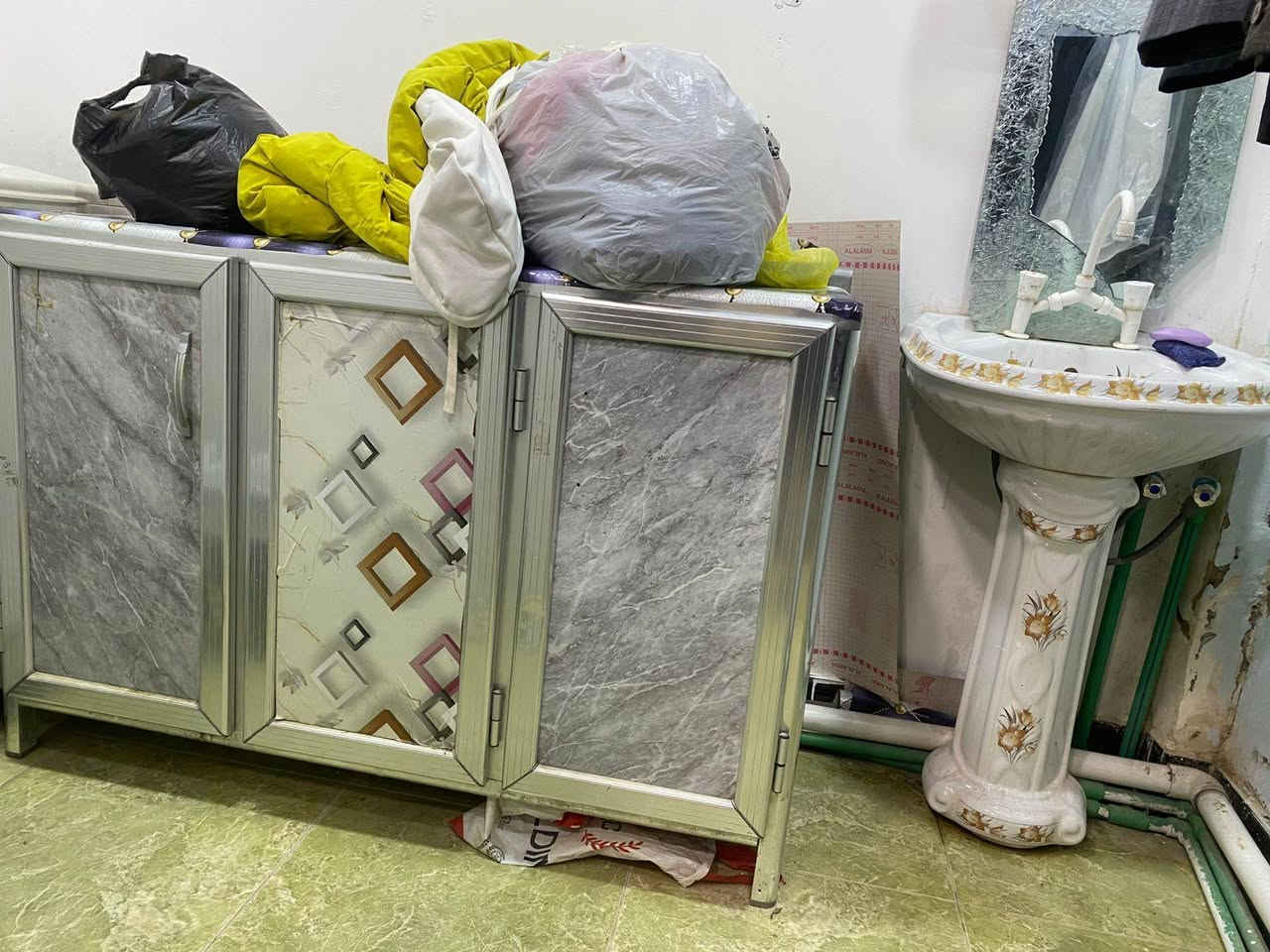 غراض لوندري للبيع للستفسار تصال ***********
