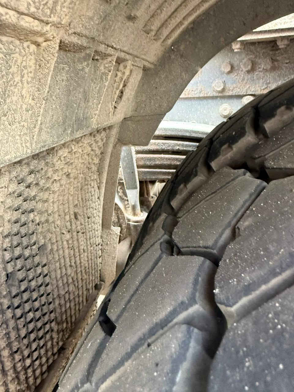 (( الله خير الرازقين )) 🍒   مباع   🍒

السلام عليكم .... اللهم صَلِ على محمد وال محمد.💐
.. اكتروس سكس راس …. 6x4 …. حجم 3355 …. موديل 2009 …. 8 سلندر …. مجموعة سبرنك …. وارد ألمانيا …. 🇩🇪 …. 
🌷معرض (( يوسف شاحنات أوروبا )) .... العراق …. بغداد ...جرف النداف قرب الشركة العامة للسيارات 🌷...للأستفسار الاتصال او الواتس اب .... بالأرقام 🔸(( 009647827373586 ))    
         يوسف _ العراق
               (( 00491631797848 ))🔹
                 ابو يوسف _ ألمانيا
.... نرجو الأنتباه .... أوقات الأتصال من .... الساعة 9 صباحآ حتى 10 مساءآ ….
