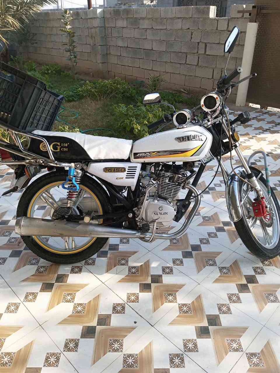 دراجه للبيع موديل 2023 السعر 650 مكاني ديالى كنعان نهر ابراهيم ***********
