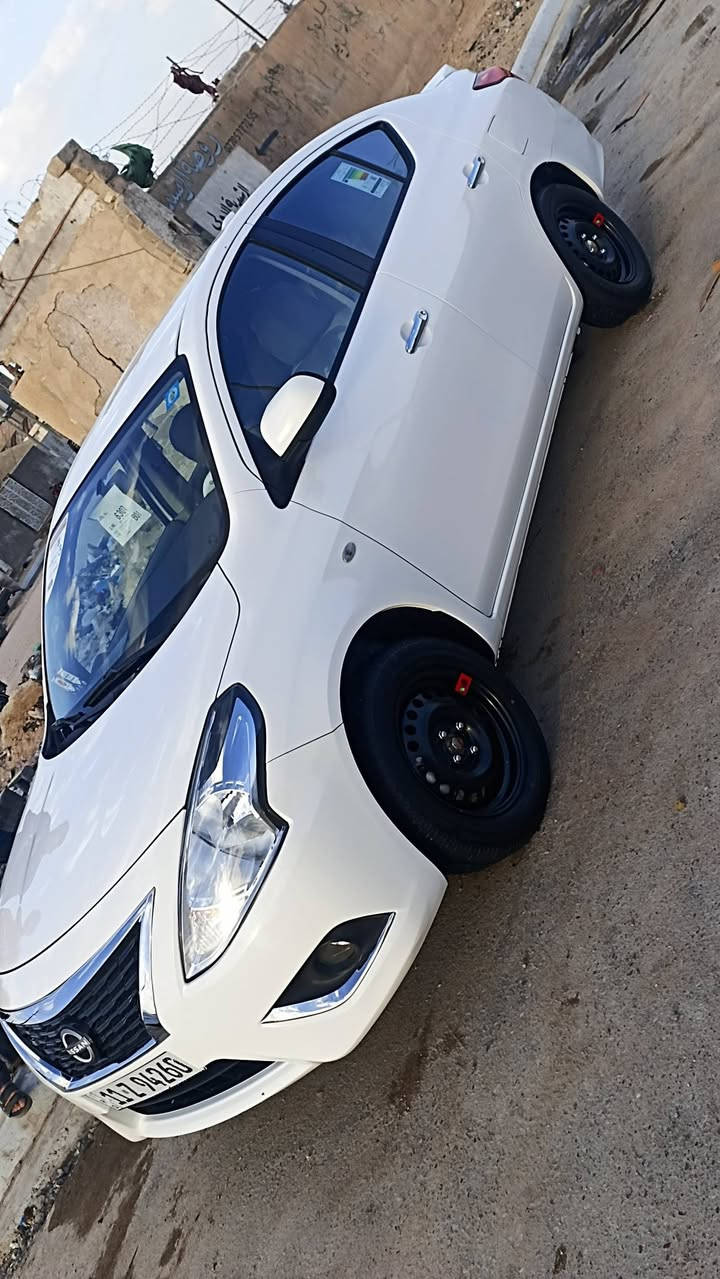 سلام عليكم نيسان سني 2024 رقم بغداد اقصاد مباشر ماشي 22الف مكفوله راعيه بلكوفه سياره بلبصره سعر 118قفل هاتف ***********
