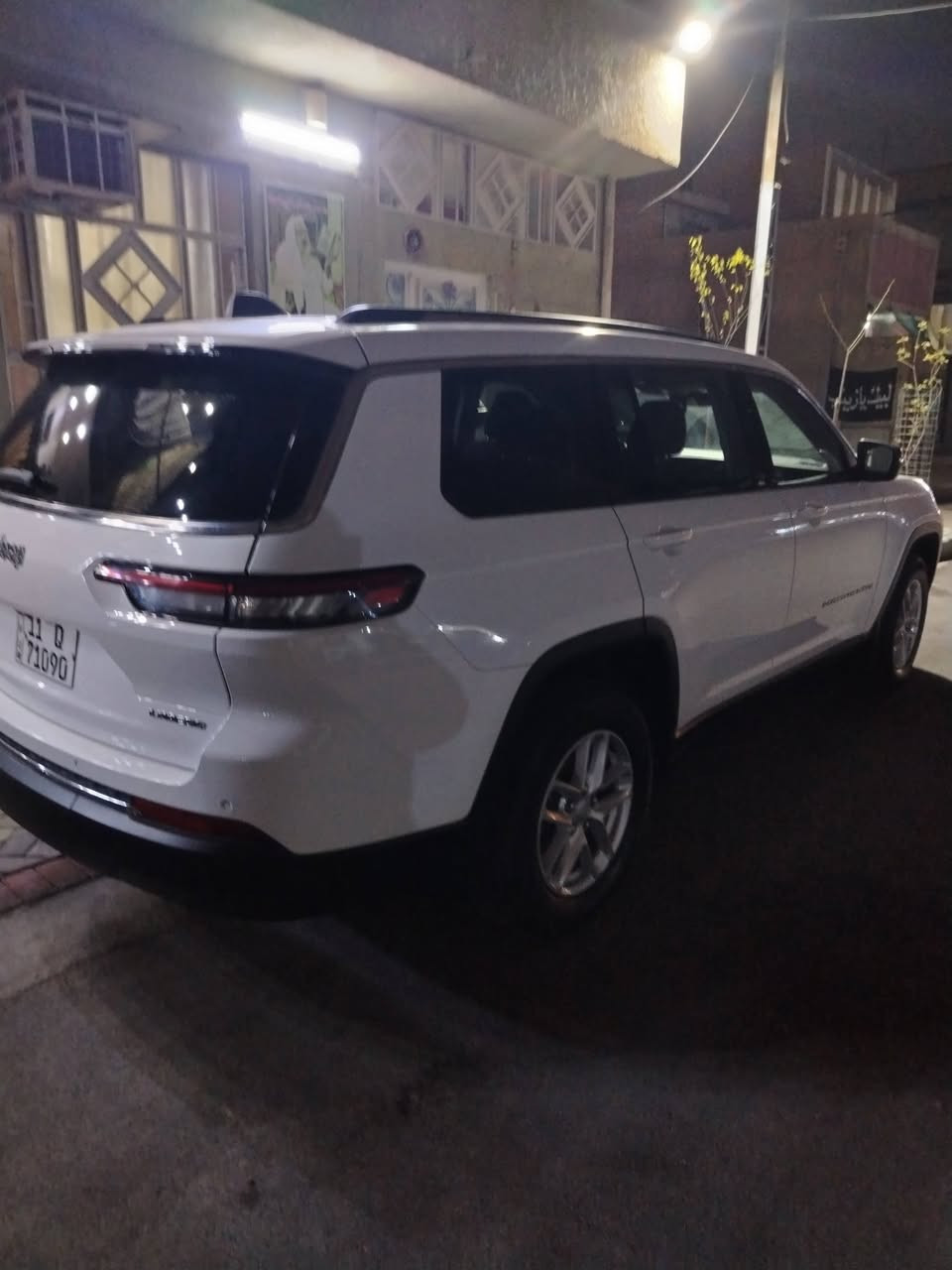 جيب لاريدو موديل ٢٣ وارد أمريكي ضرر بسيط للبيع للاستفسار إتصل بالرقم ***********١
