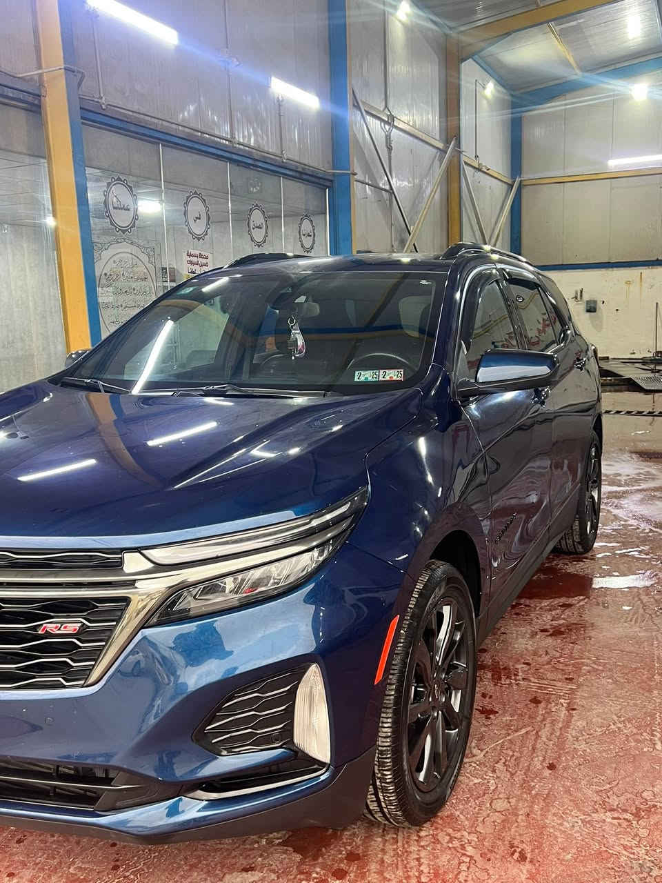 شوفرليت ايكونكس RS 2023
بصمة تشغيل

بصمة أبواب 

تشغيل عن بعد 

نظام Auto stop السيارة فور ويل 

تحديد مسار 

رادارات بالمري الجانبية 

رادارات بالجامة الأمامية 

كامرة خلفية 

كشنات نصف جلد نصف مخمل 

الشاشة تدعم Apple CarPlay و Android Auto لاسلكياً.

• مؤشر المسافة اللاحقة

نظام المساعدة على البقاء في المسار مع التنبيه عند المغادرة

دخول السيارة 2025 شهر السادس للعراق 

سيارة جديدة برغي ما مفتوح بيها 

ماشية 30 ميل قابل للزيادة

صورة الحادث مرفقة بالمنشور 

بيها فقط شبر باب السايق والباب الخلفي .

السعر 165 

***********

متوفر واتساب !
