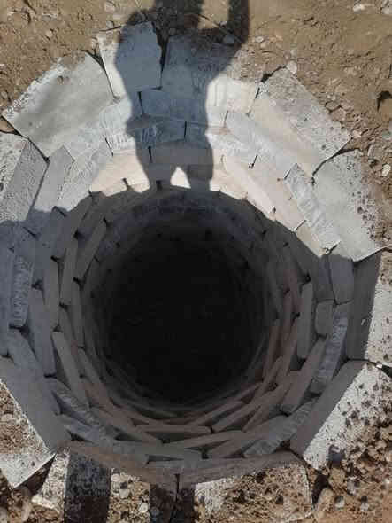 اسلام عليكم يوجد كادر حفر وبناء وصب المنهولات
اللاستفسار 
‏‪0782 352 4730‬‏
