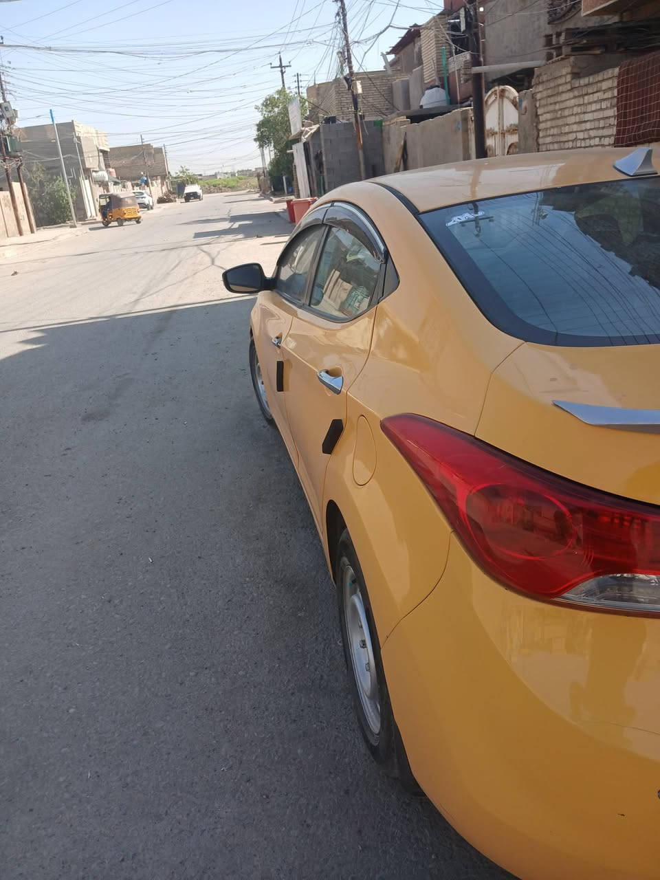 السلام عليكم الانتره موديل ١٣ اللبيع السياره حلوه كلش امريكي مكينه وكير وكشره خير من الله بسمي مكاني الشعب ***********
