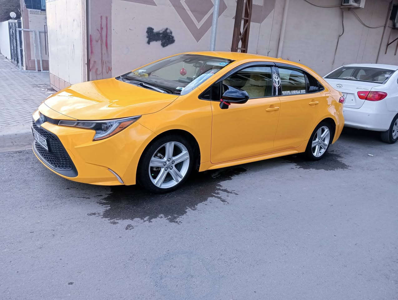 كوريلا.موديل.22.
هابريد 
مواصفات
سيارة فول موصفات بدون سلايت 
صباغ جديد
ياباني وارد كندي 
اتوهولد
بريك باسمه 
كوشن كهرباء 
كوشن هيتار 
محرك 1800
شبربونيت  بدون داخل
رقم كركوك كوبوان بنزين موجود
سنويه جديد.2028
عنوان كركوك دةروازة
سعر 186/ مجال قليل للطيبين 
رقم /***********/ كورك ***********
