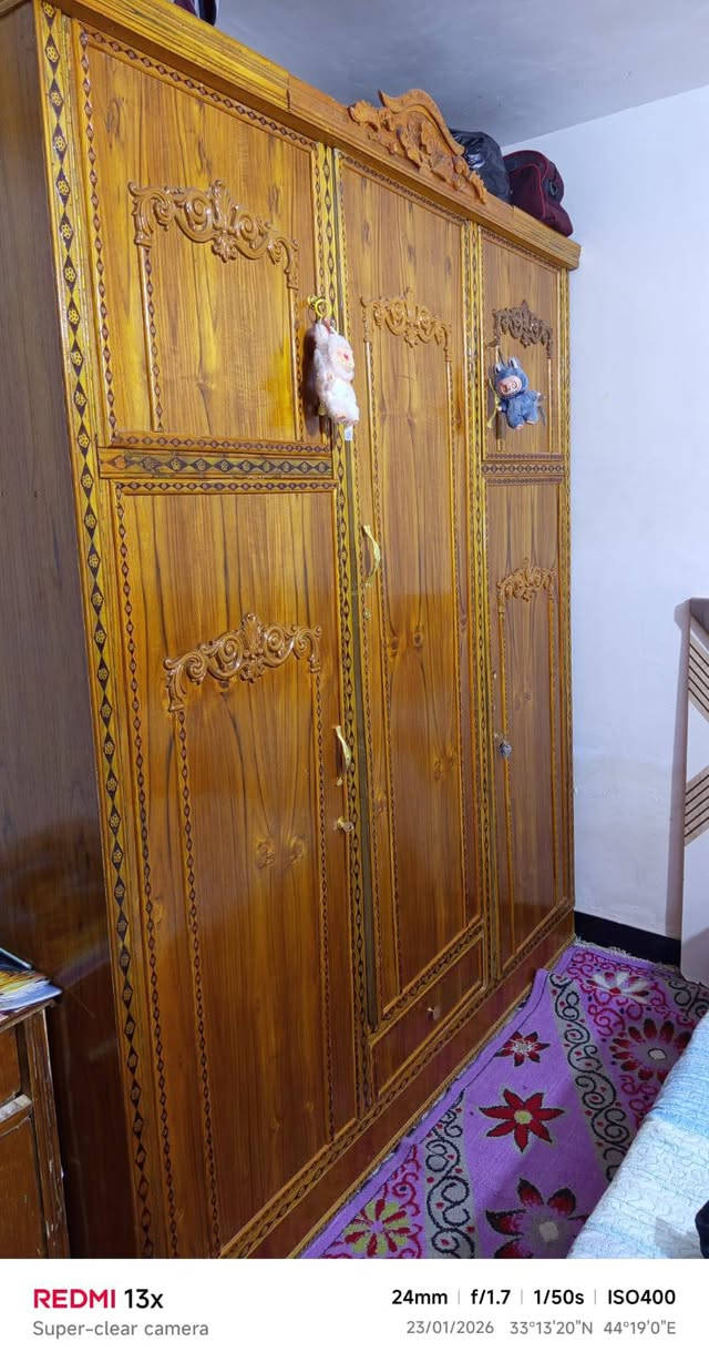 كنتورصاج للبيع ٣ ابواب مكاني دوانم الشرطه الخامسه شارع الشبكه ***********
