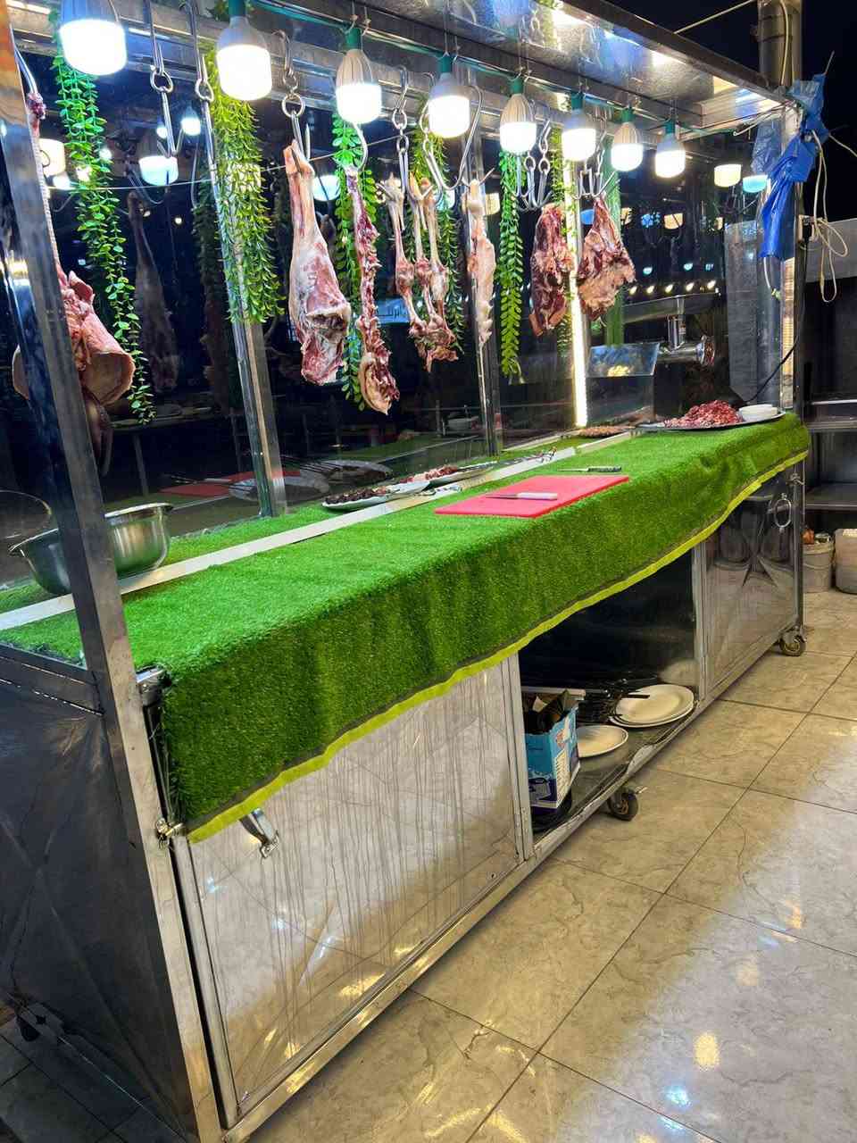 عراض مطعم للبيع العنوان بغداد شراي يتصل ***********
